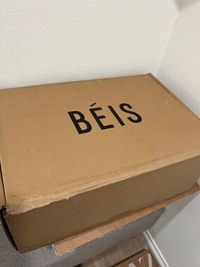 BÉIS Travel Box with Logo - Tan